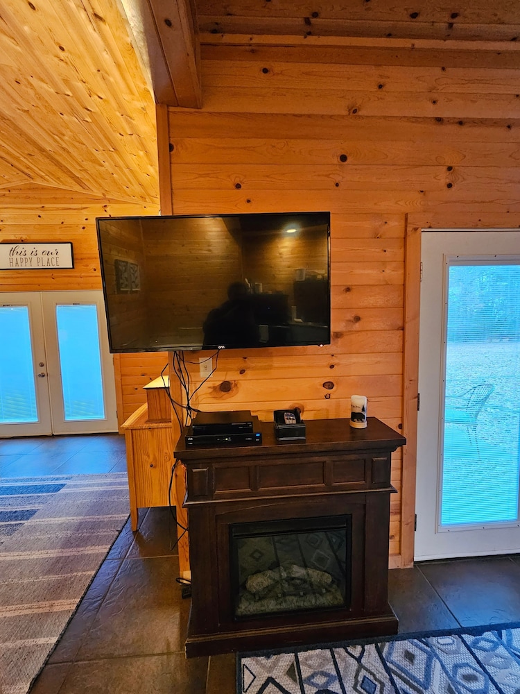 Honey Bear Haven Suite 3