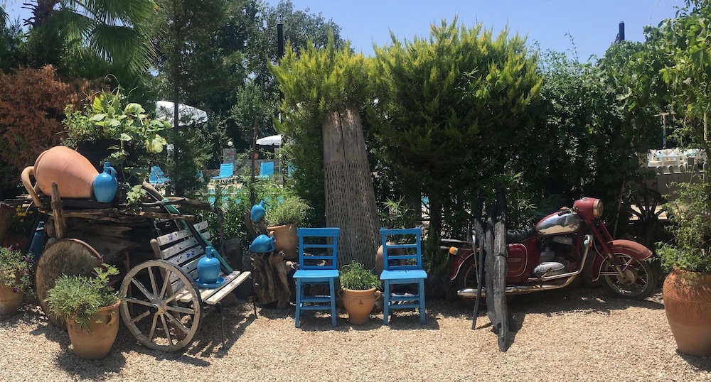 Yakamoz Otel - Image 10