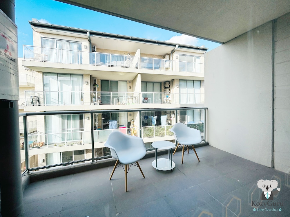 Kozyguru | Homebush West | 3Bed 2Bath Apt +Parking