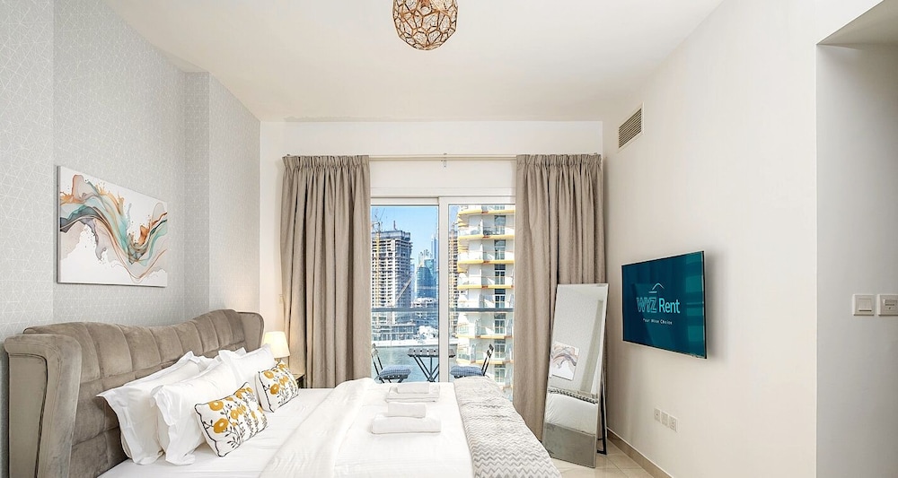 Charming 1 BR in AG Tower - Canal Views