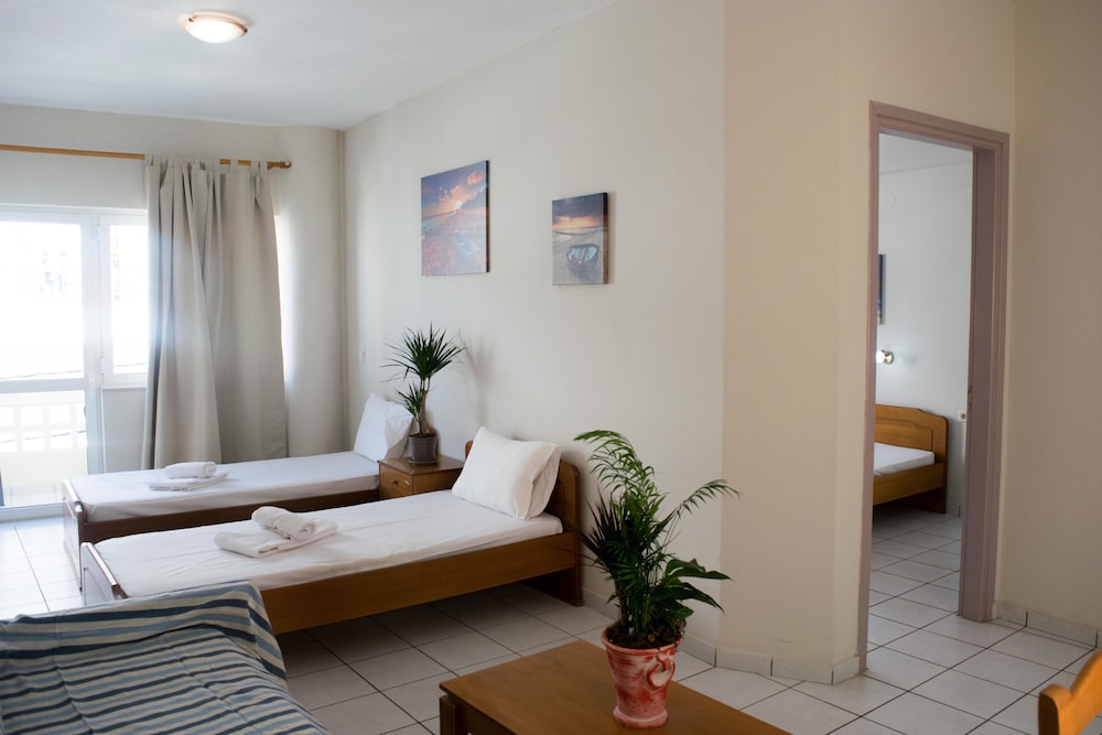 Greta Apartments
