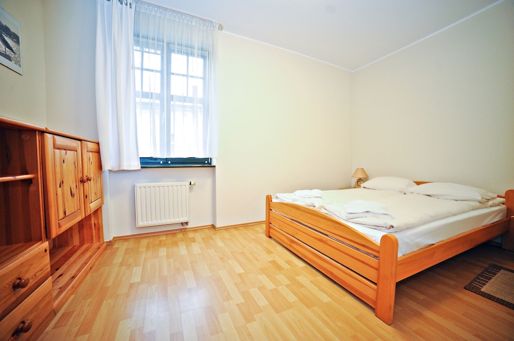 Grand Apartments