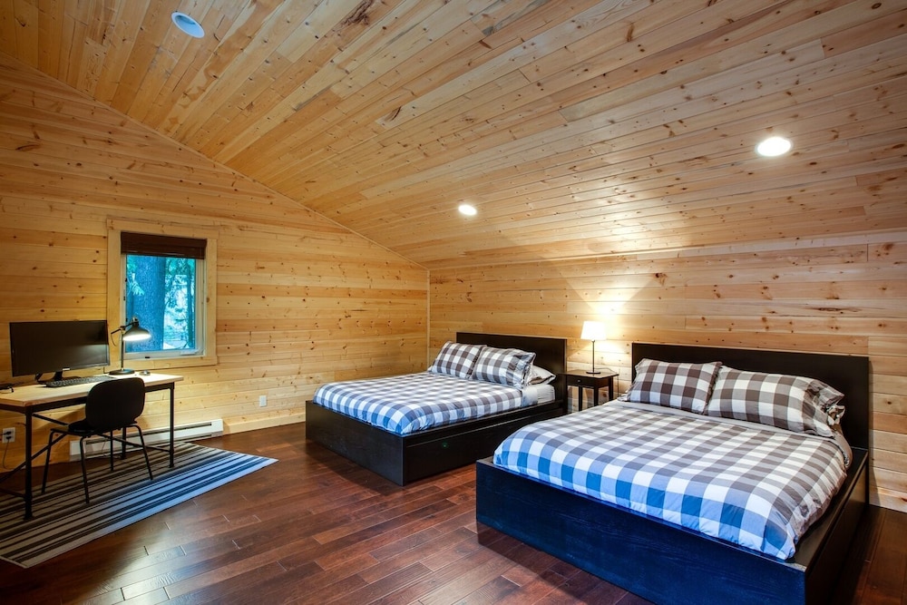 74sl - Pets Ok - Wifi - Bbq - Sleeps 8 2 Bedroom Home by Redawning view 4