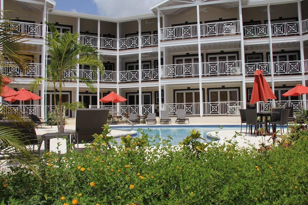 Lantana Resort