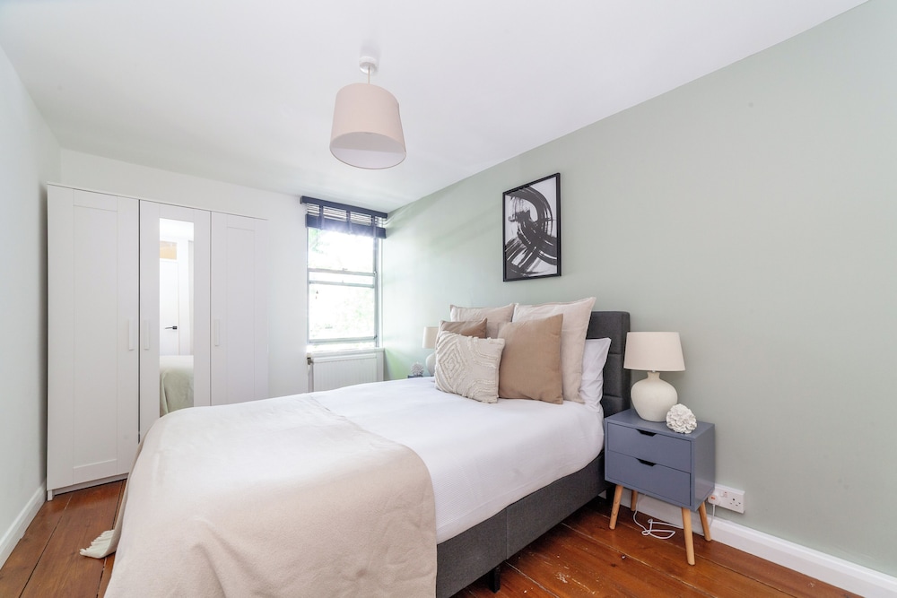 The Canonbury Apartment