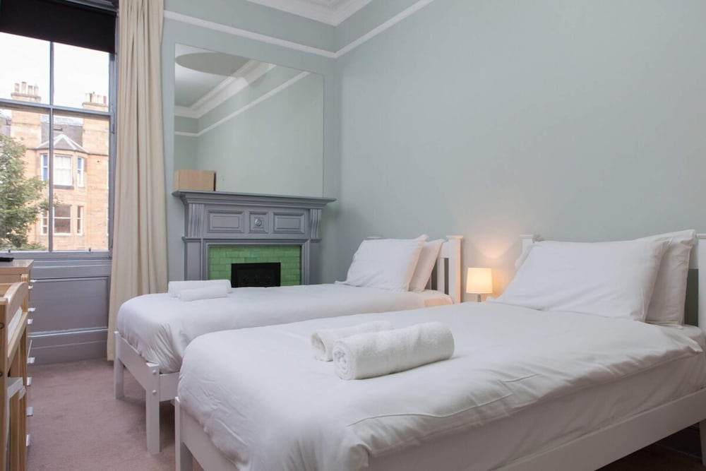Stylish 3 Bedroom Apartment