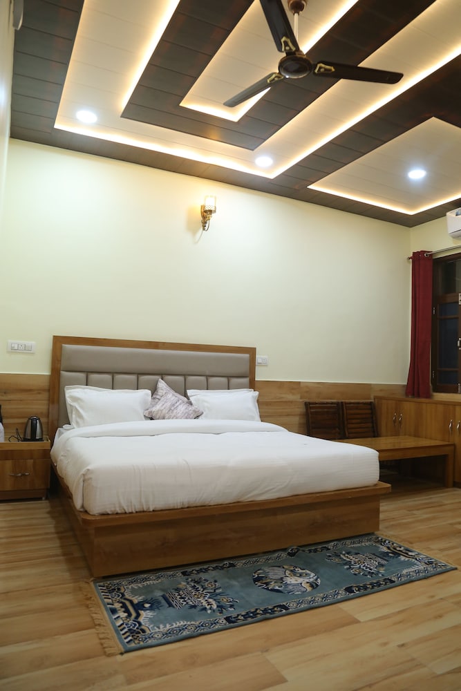 Hotel Shani - Punjabi Rasoi