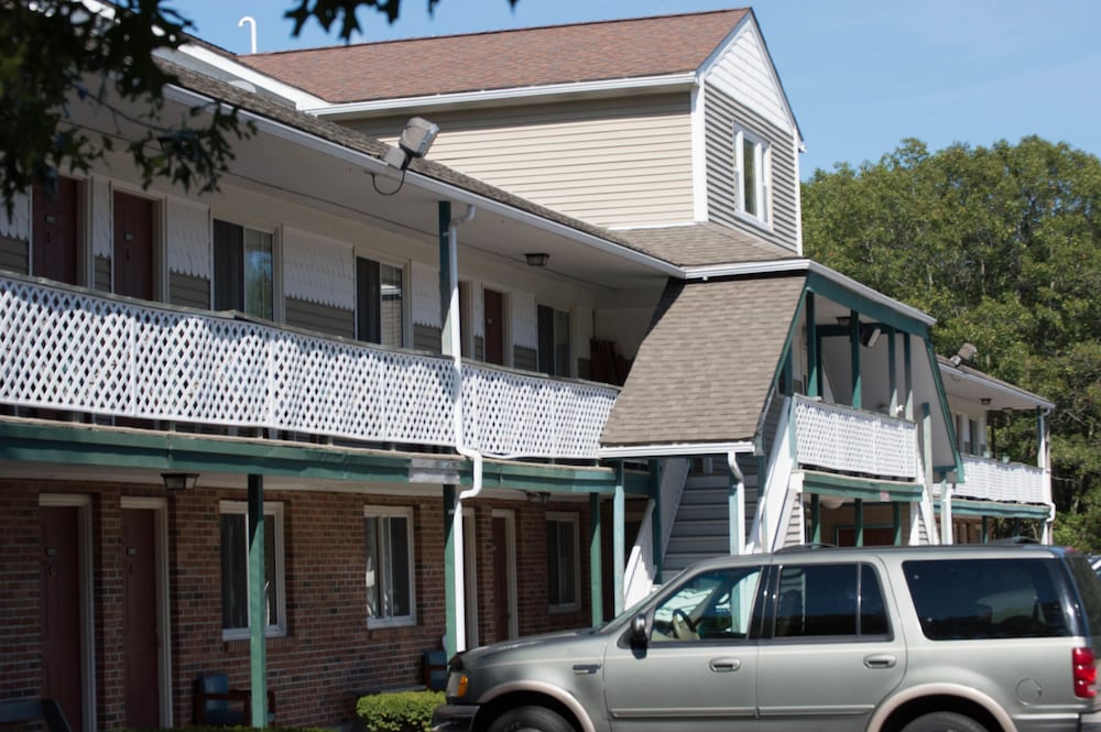 Budget Inn North Stonington view 5