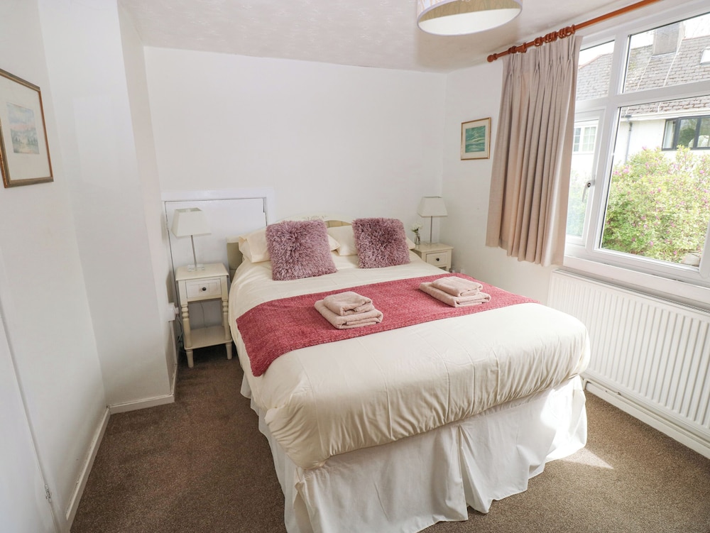 Ewenny Cottage