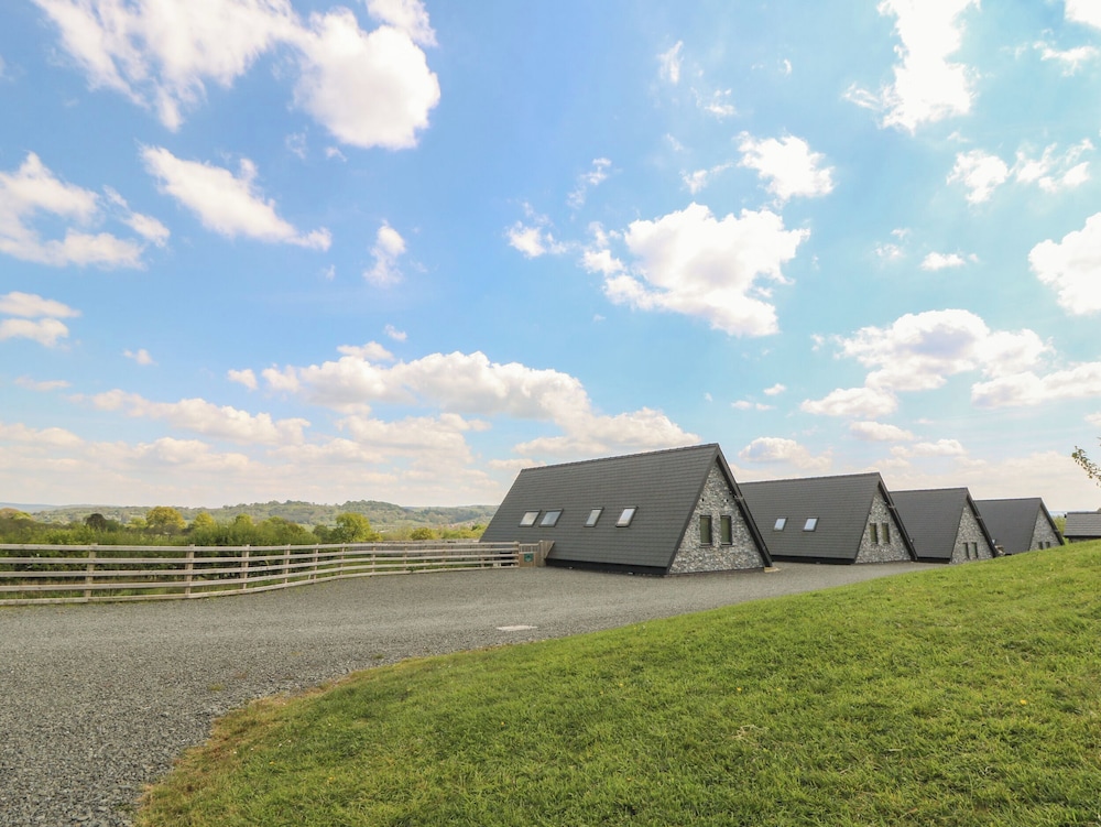 Brecknock Cheviot - The Sheepfold