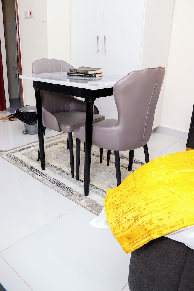 Lux studio apartment near JKIA and SGR