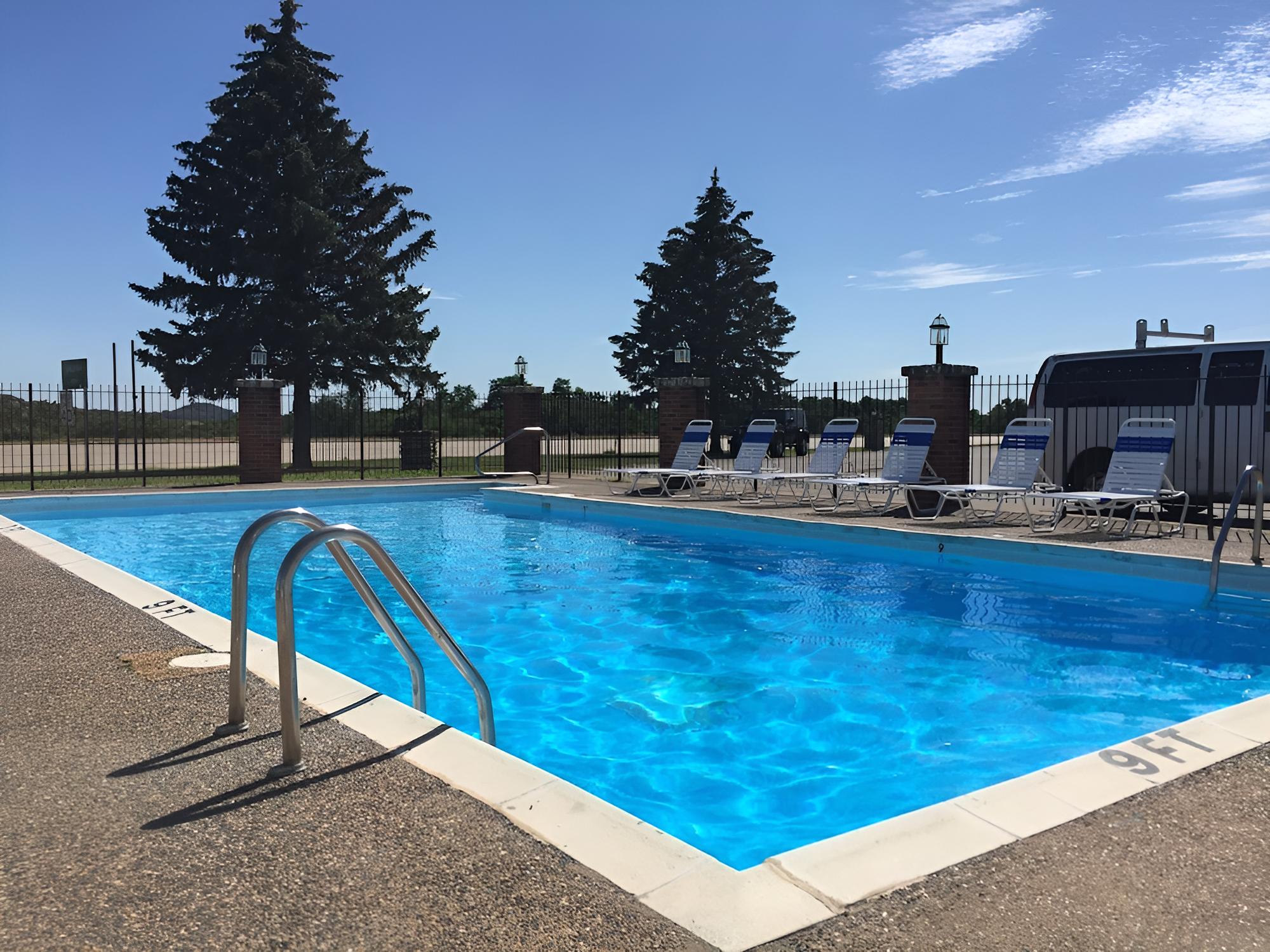 Galena Vacations - Grant Hills Motel - Property Image 2