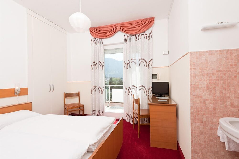Hotel Garni Lux