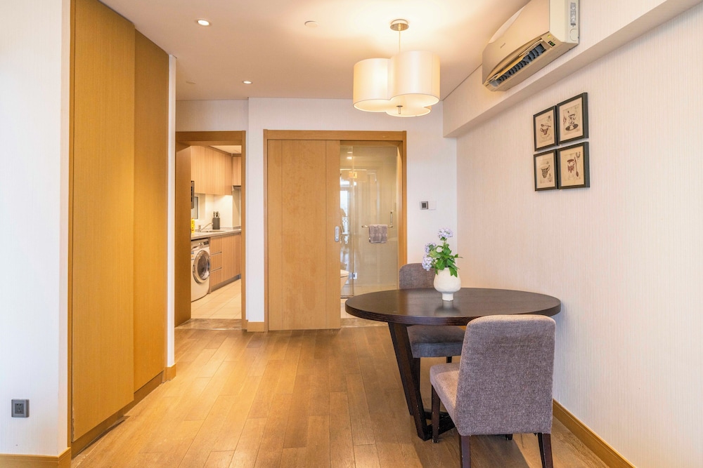 Tyms 1BR APT Huijing Garden