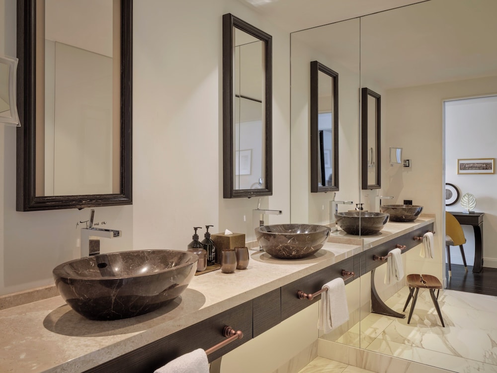 Hamburg Vacations - The Nikolai Hotel Hamburg, Leonardo Limited Edition - Property Image 27