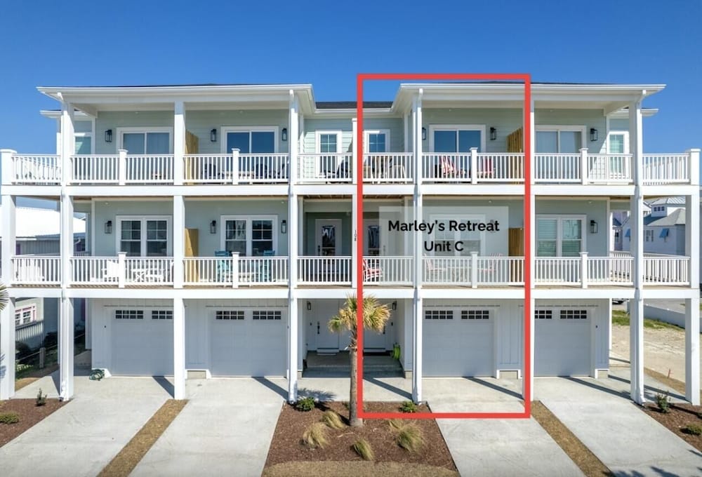 Marley's Retreat 3 Bedroom Townhouse