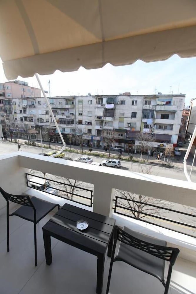 Arkle Apartment 1