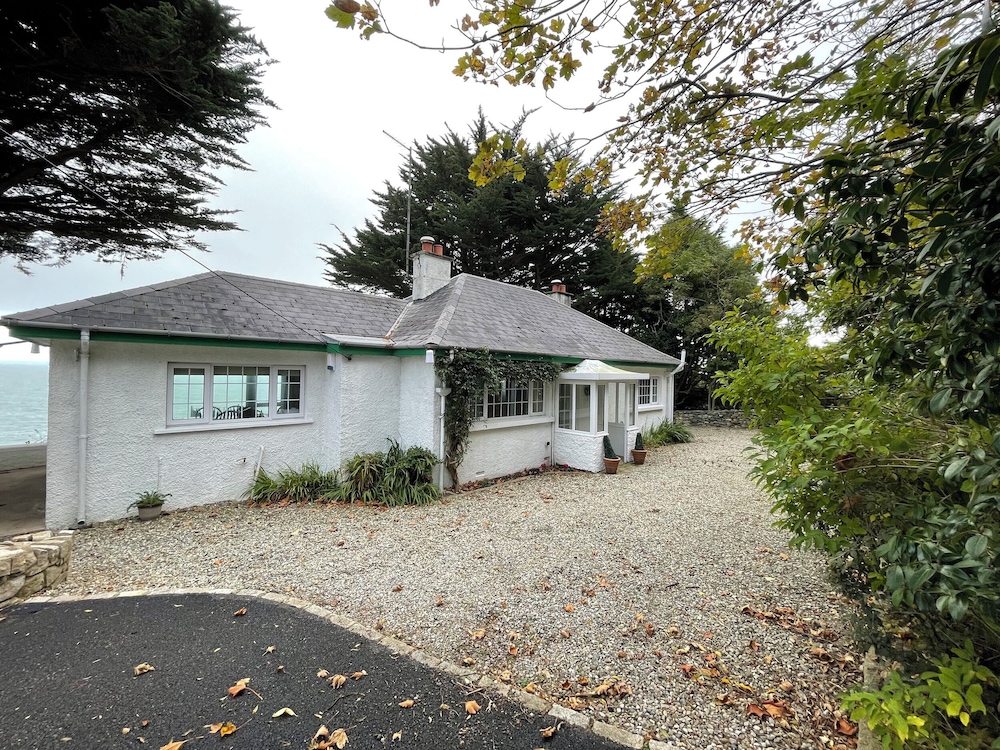 Rocklea Seaside Cottage