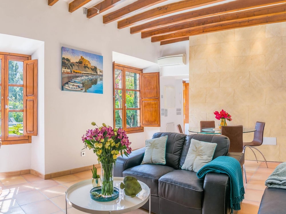 Beautiful Mallorcan Villa With Pool in Soller