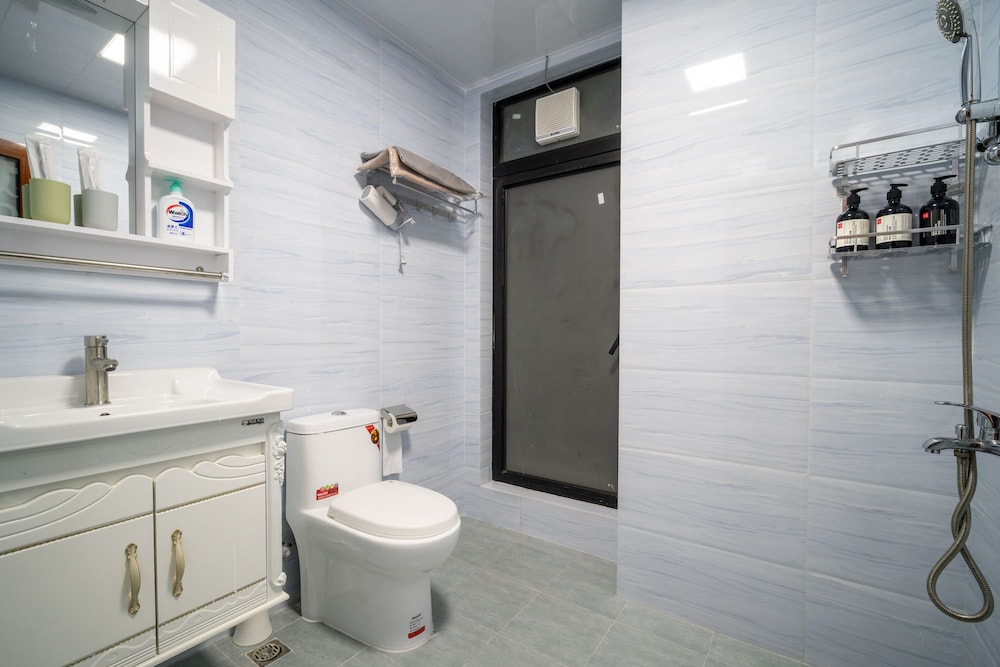 Locals Boutique Apartment Wanzai No.7, photo 19