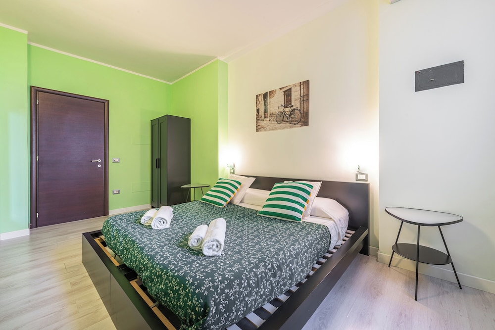 Thanit rooms