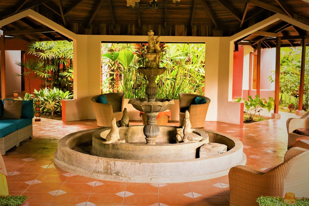 Arenal Paraíso Resort & Thermo Mineral Hot Springs