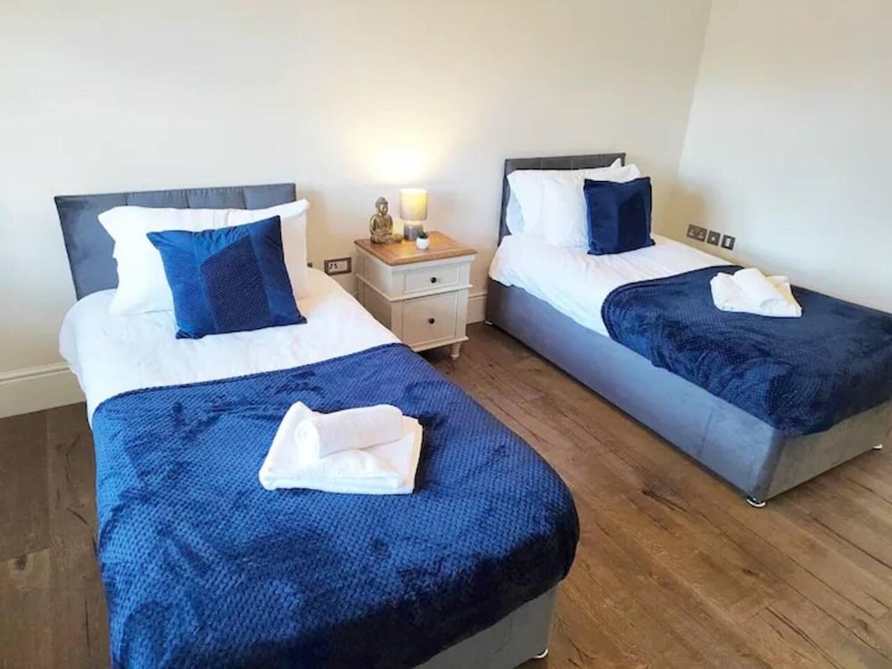 The Ayres House 2-bed Apartment in Cambridge view 5