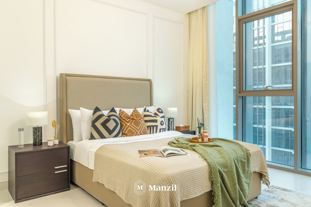 Manzil - Stunning 1BR with Lagoon Access