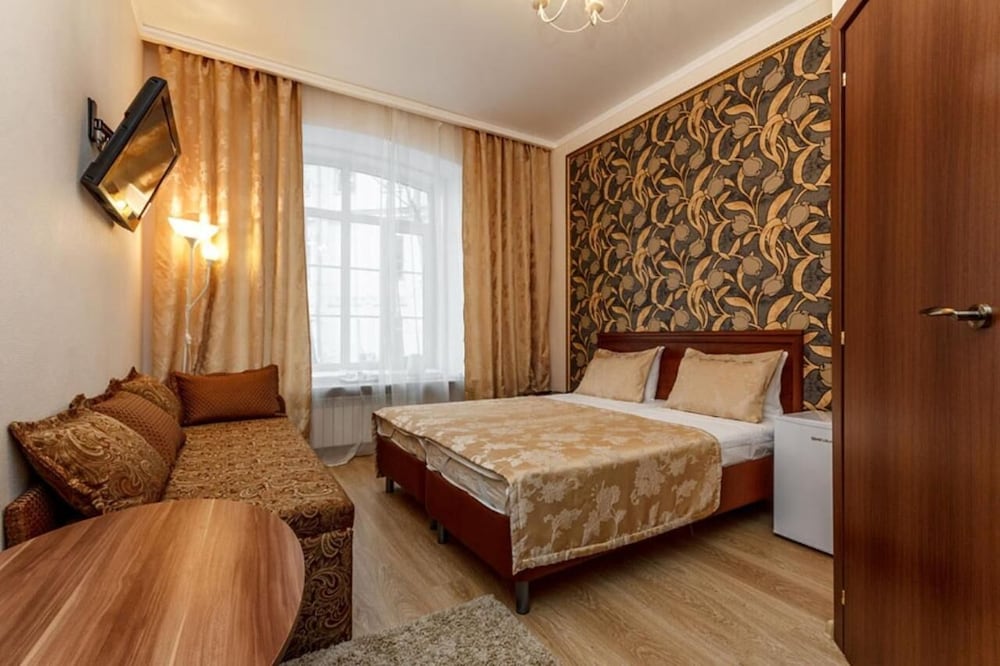 Hotel Bonjour at Kazakova