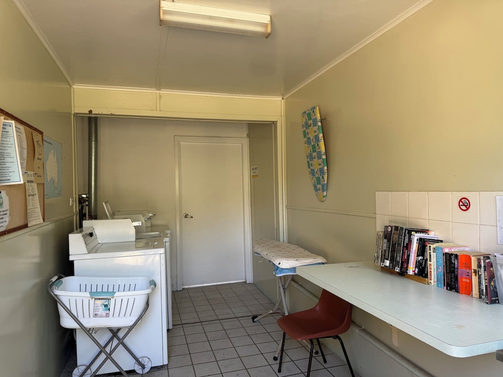 Hay Caravan Park