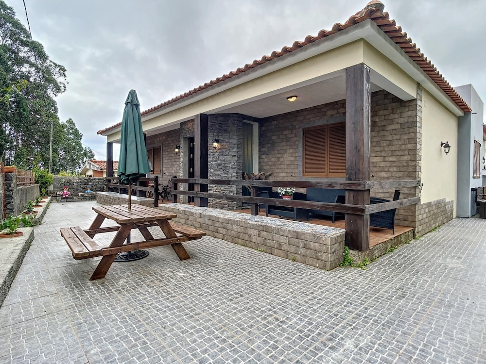 S Dias House by Atlantic Holiday view 5