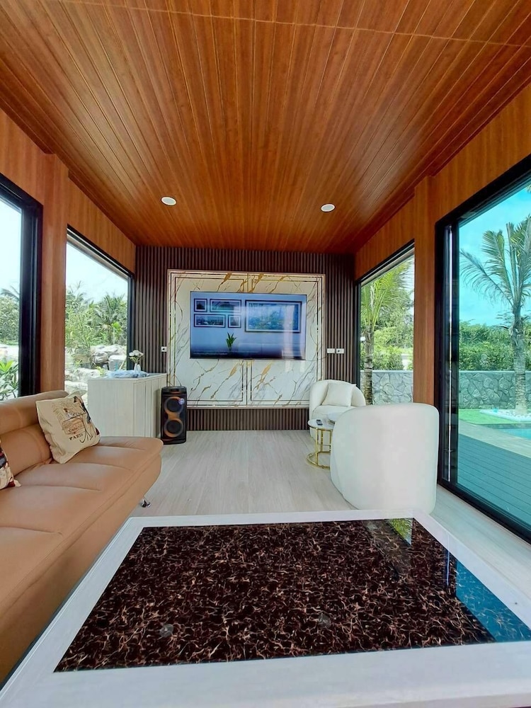 Naisuan villa