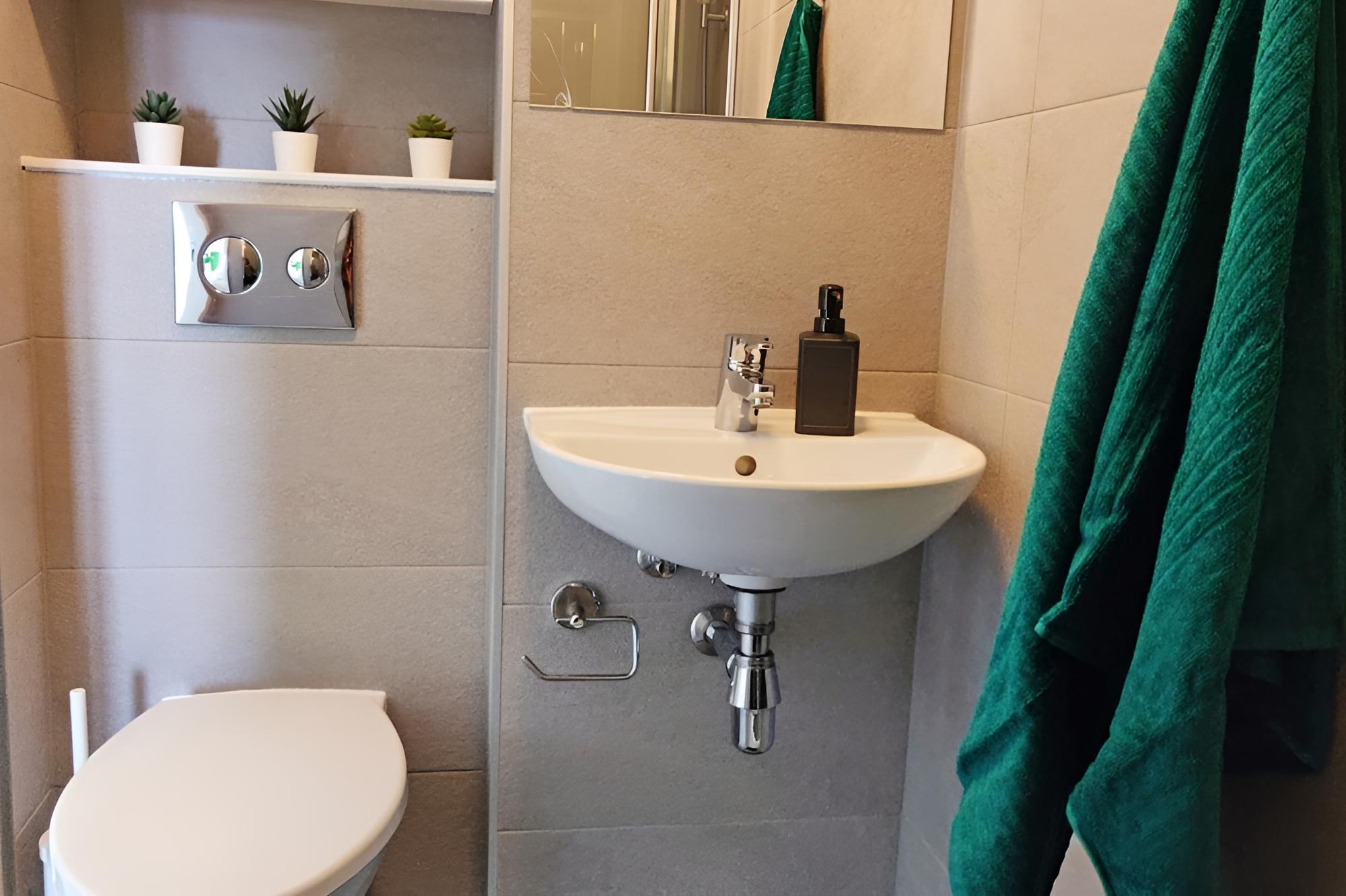 Sophisticated Studios Greenwich
