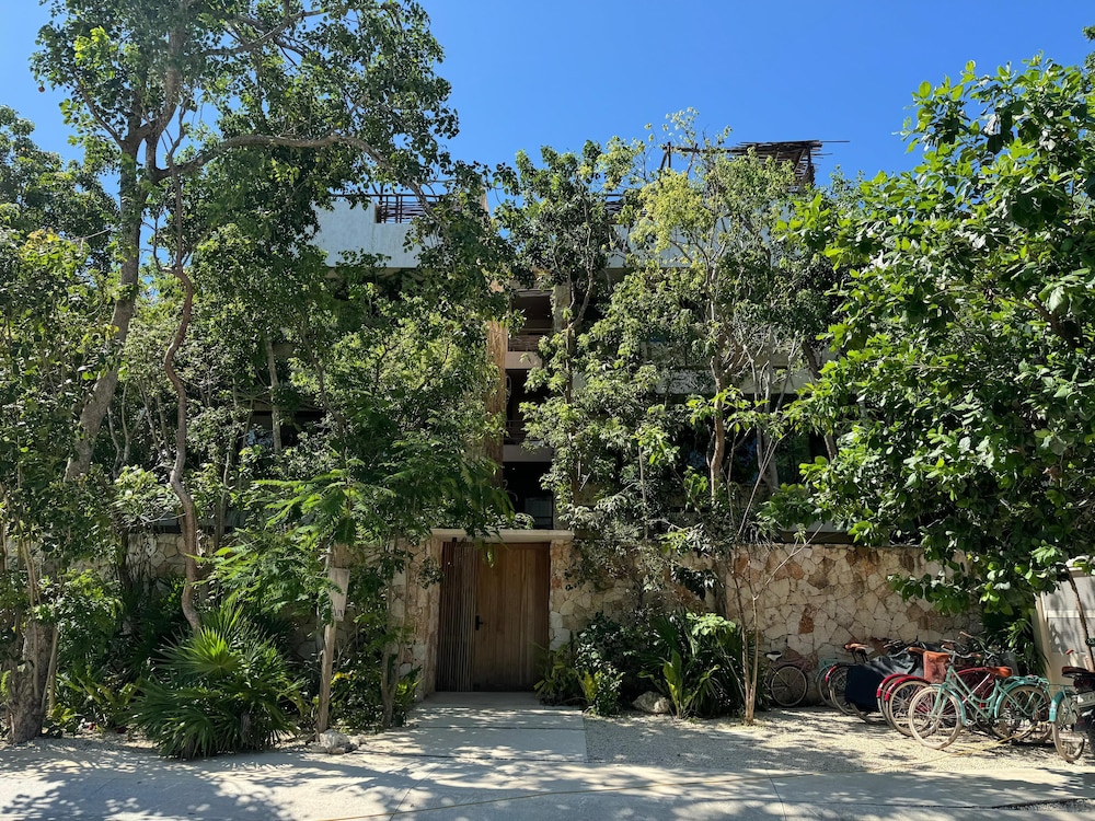Hotel TEVA TULUM - Image 1