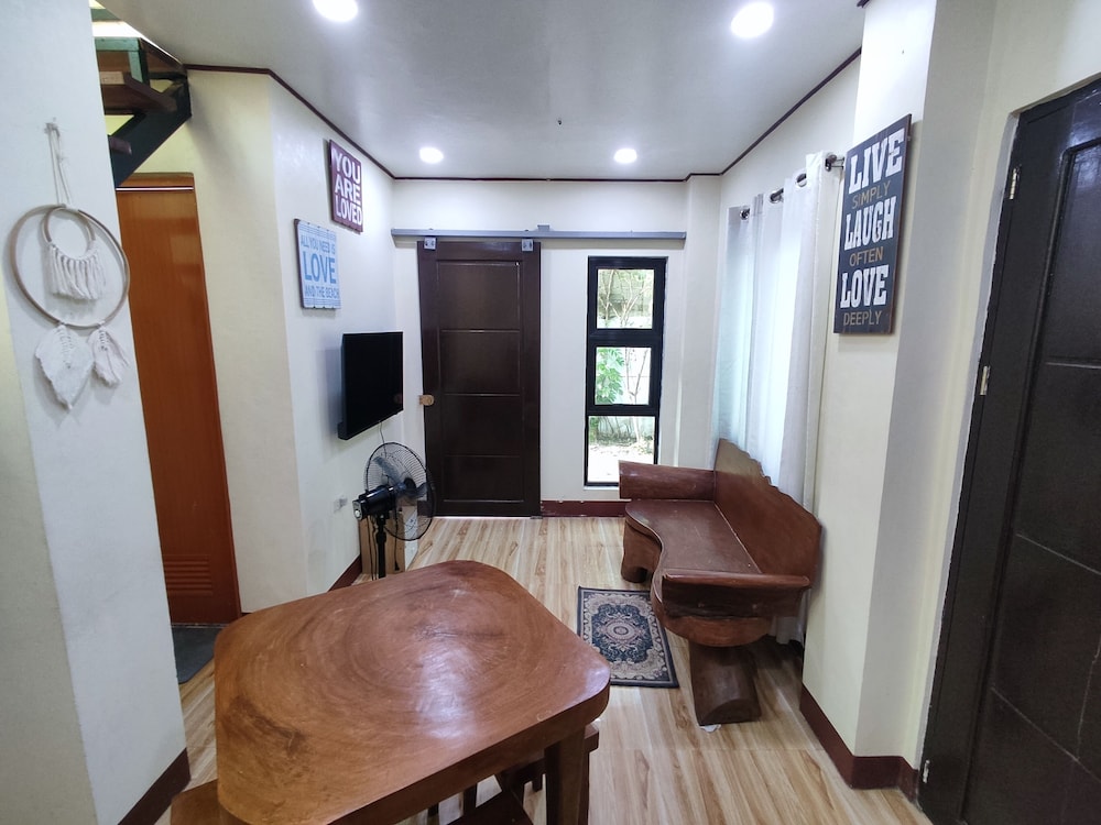 Boac Beach Guesthouse