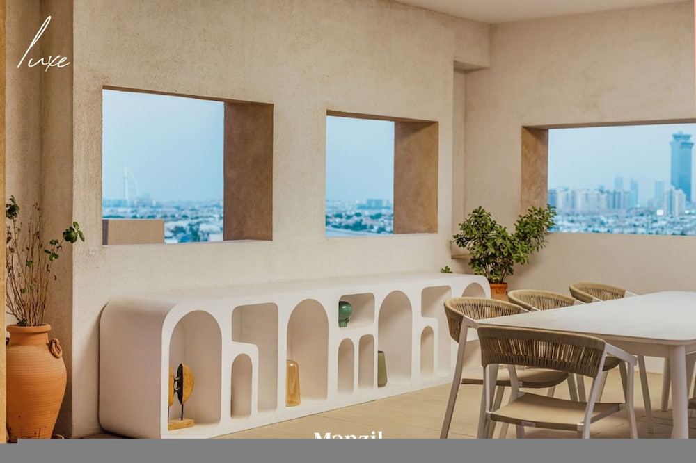 Luxury Sky Villa w Private Pool Sea View in Palm
