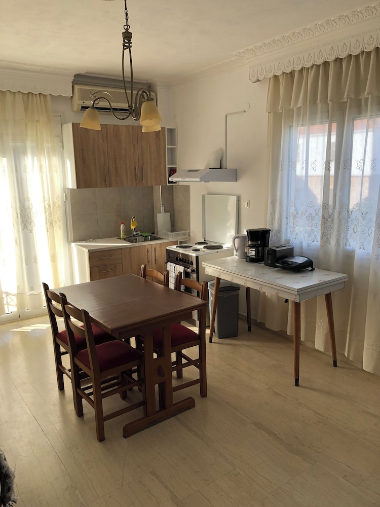 DIMITRA ROOMS