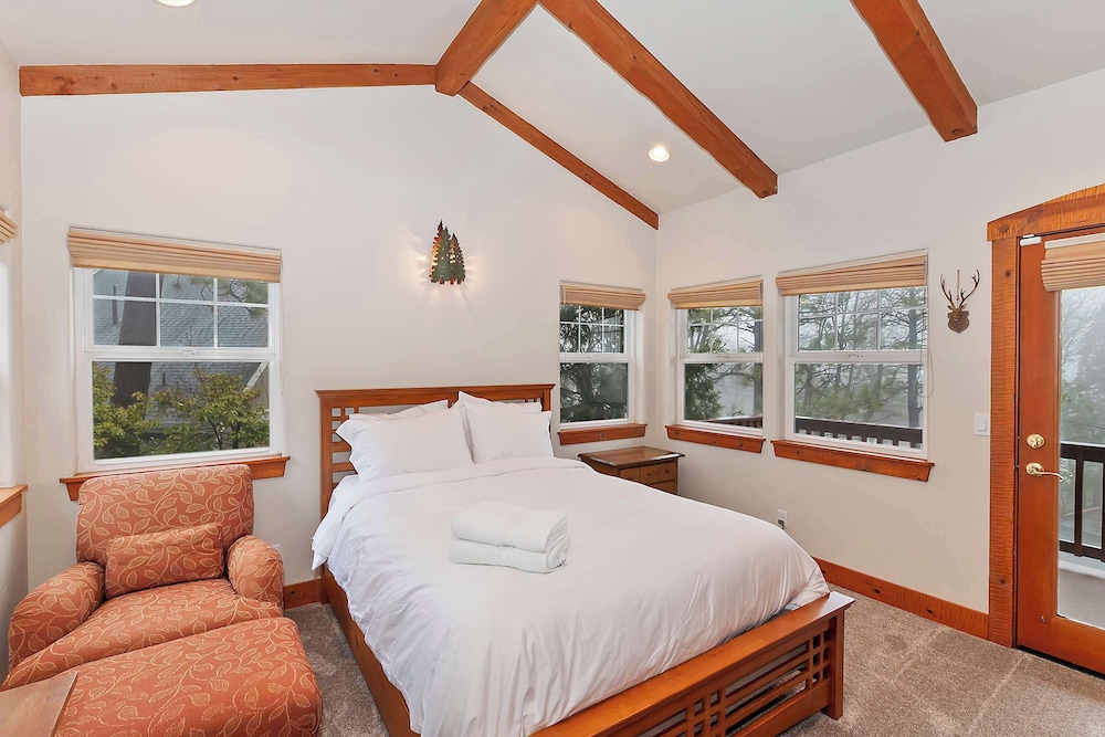 Matterhorn Peak Lodge – Upscale Mountain Escape