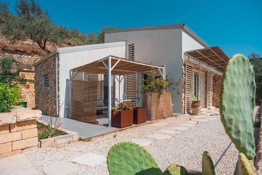 Azalo Country House view 2