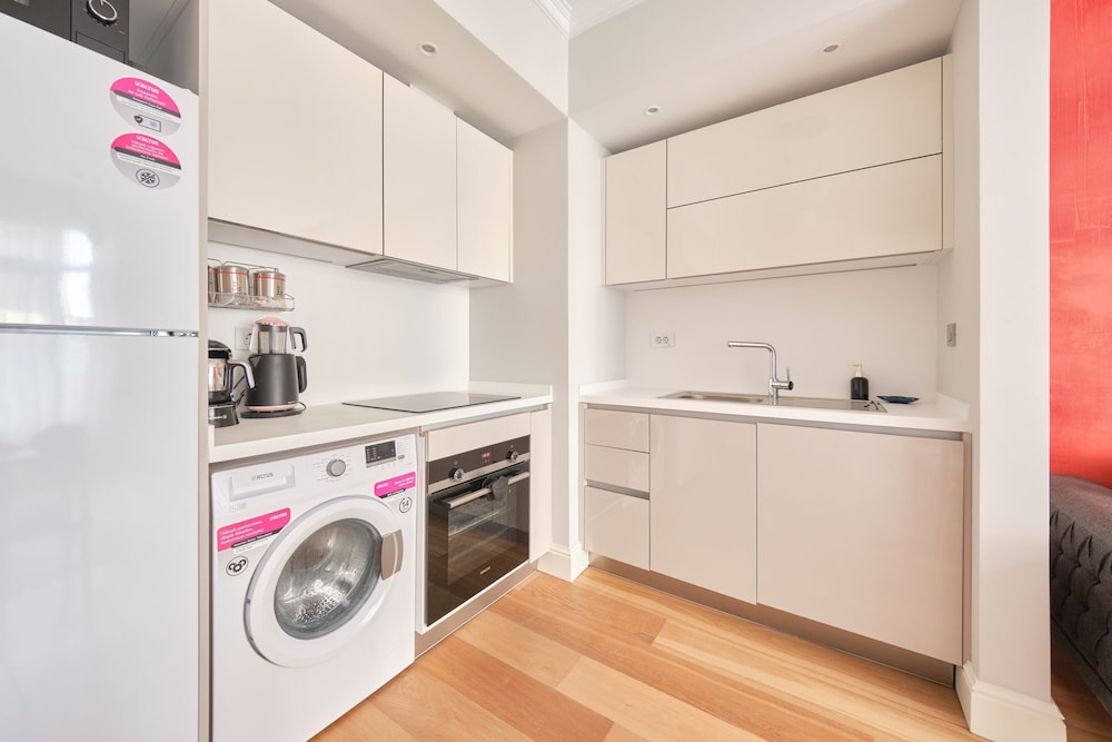 Taksim 360 Lagirio Residence