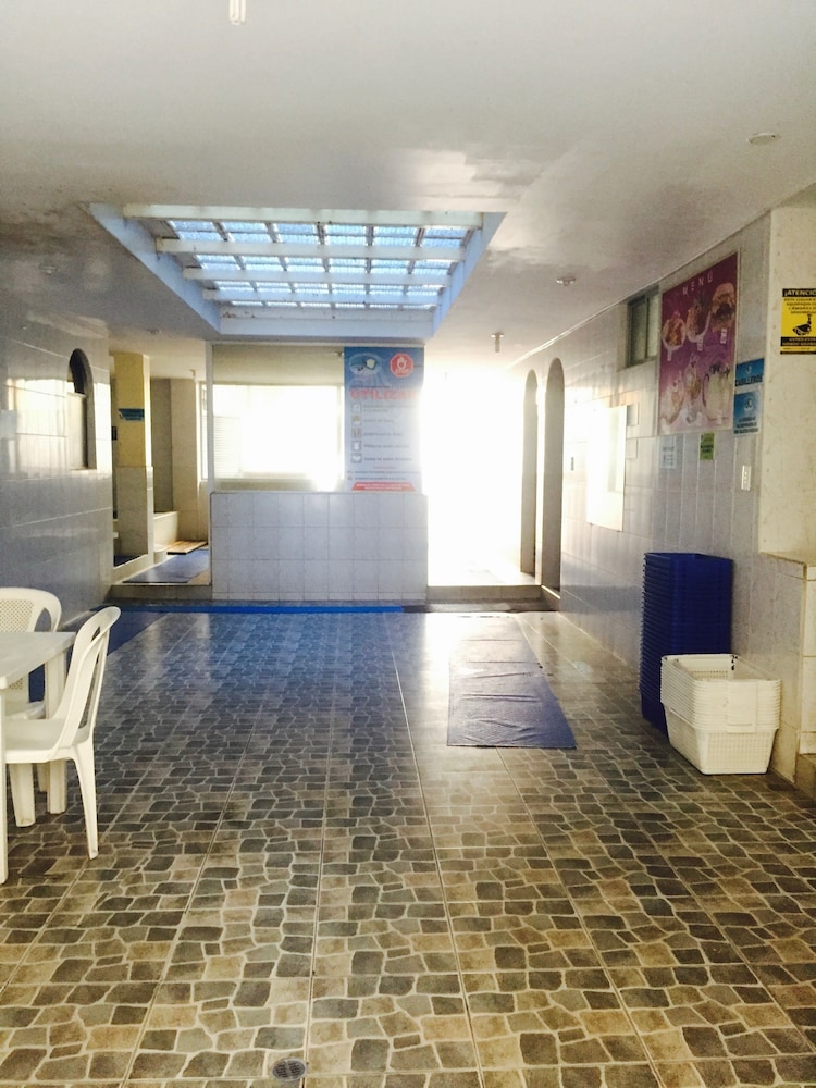Hostal y Complejo recreacional La Playita de Monse