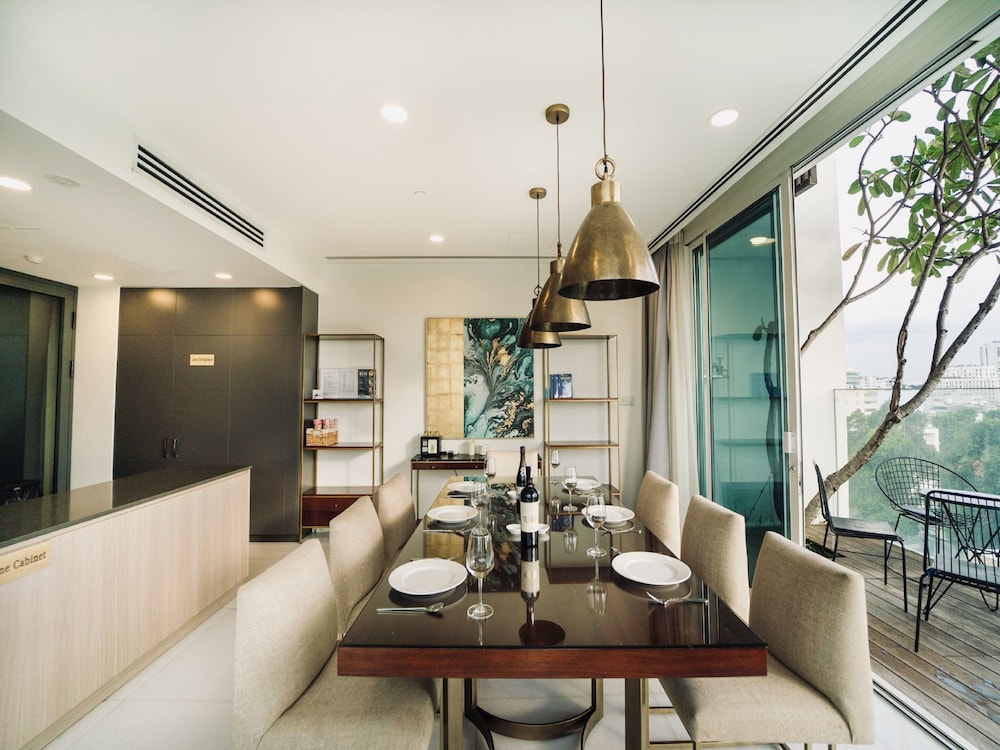 Serenity Luxury Private Pool Villas - Free One Way Airport Shuttle