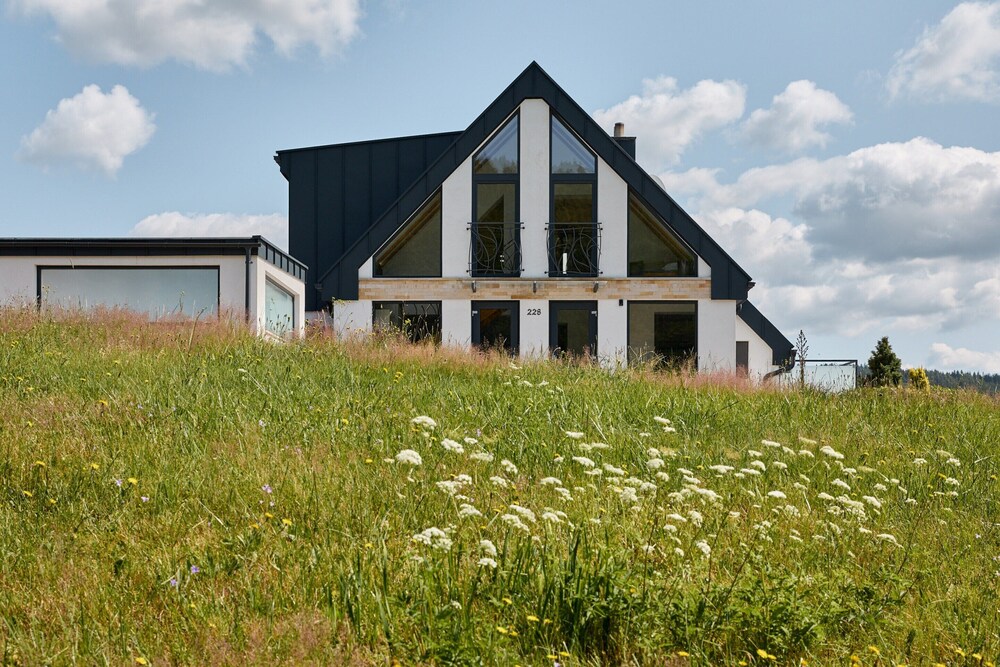 Villa in Radvanice With hot tub