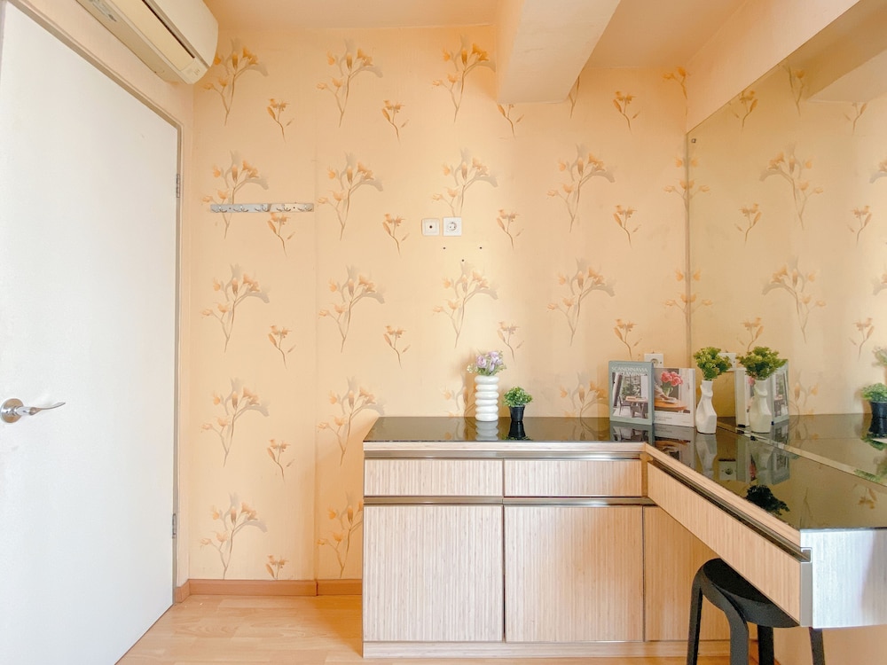 2Br Near Baywalk Mall Apartment At Green Bay Pluit