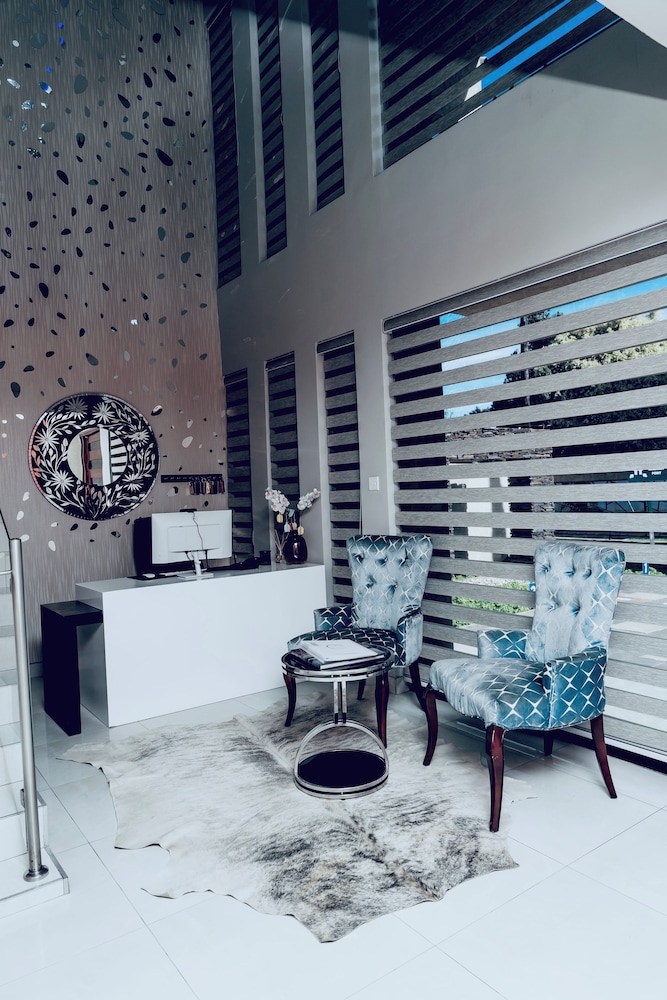 Escapade Lux Guesthouse