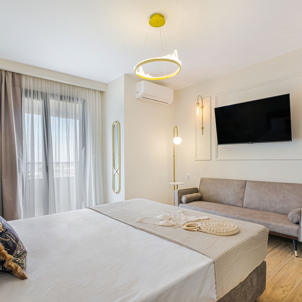 Merelia Aurora Apartments