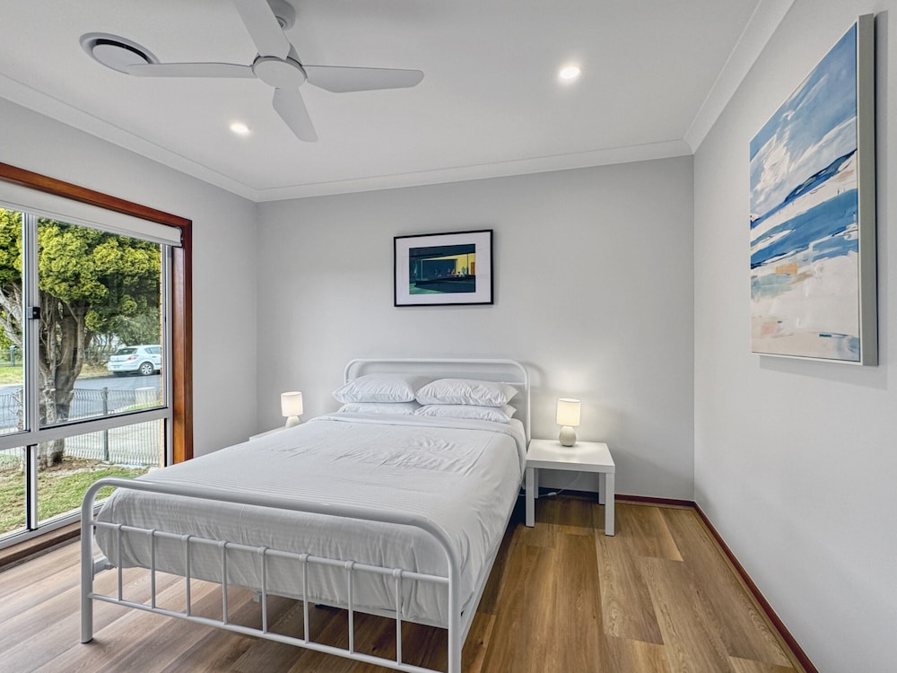 4-bed Beach House With Garden & Alfresco Dining