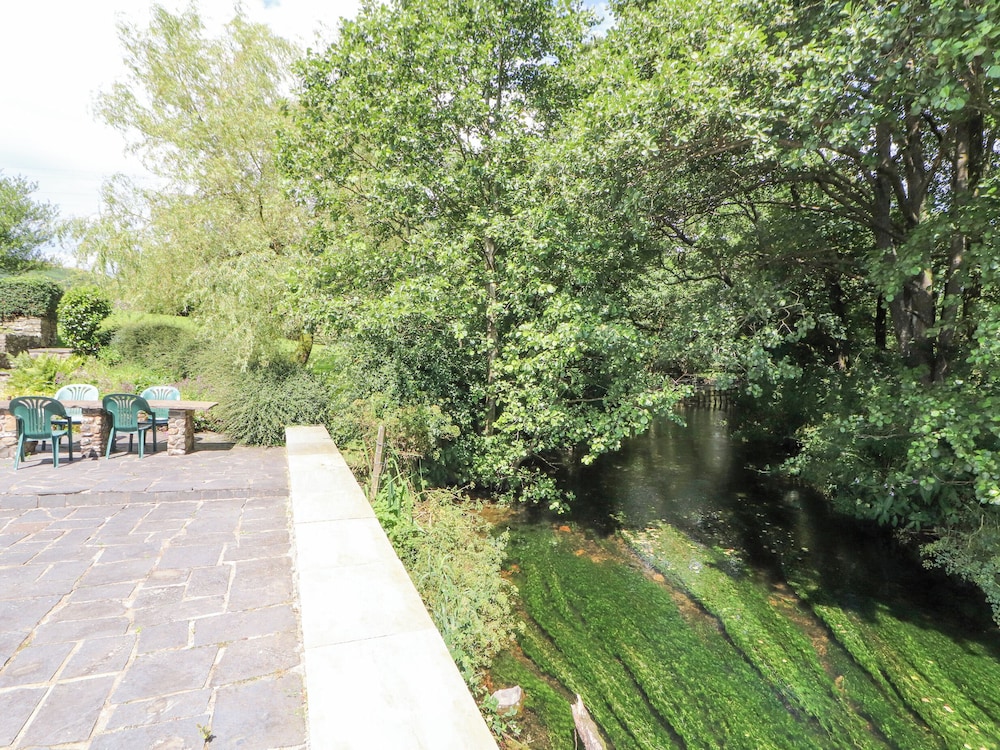 Stang Farm