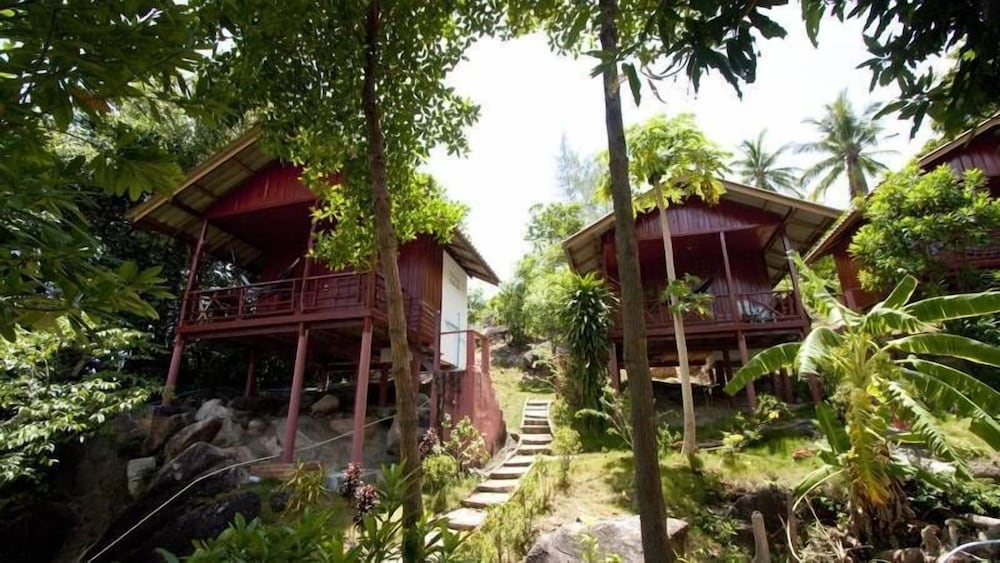 J.B.Hut Bungalows