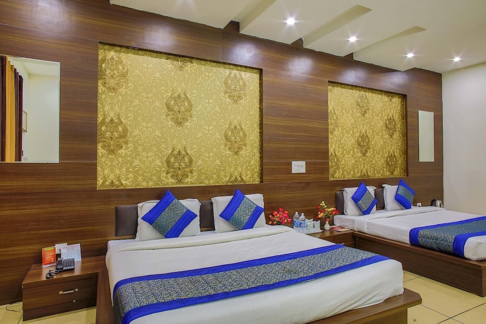 Hotel Maa Gayatri